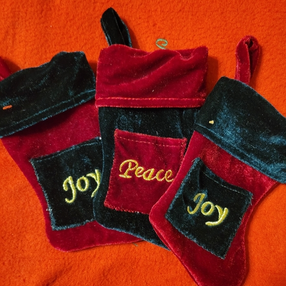 3 Mini Christmas Hanging Stockings, "Joy" & "Peace" - Picture 2 of 4